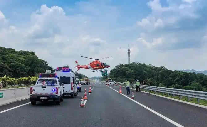 莲池区高速公路汽车救援案例